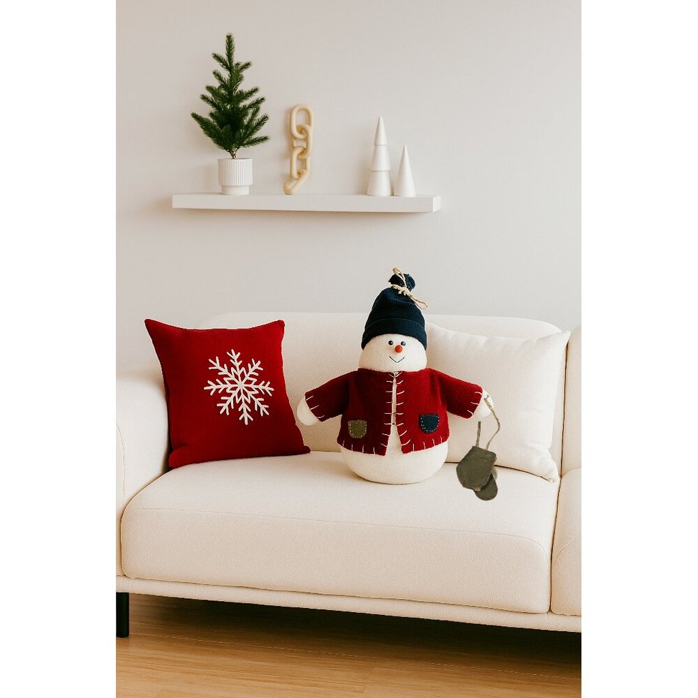 Winter Wonderland Plush Snowman – Christmas Decor